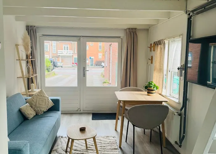 Daire Hello - Ter Duinstraat